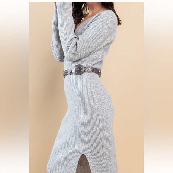 35 Fabulous Sweater Midi Dress With Side Slit - Picture 6 of 6